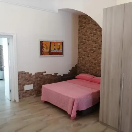 Dimora Genovesi Apartman *