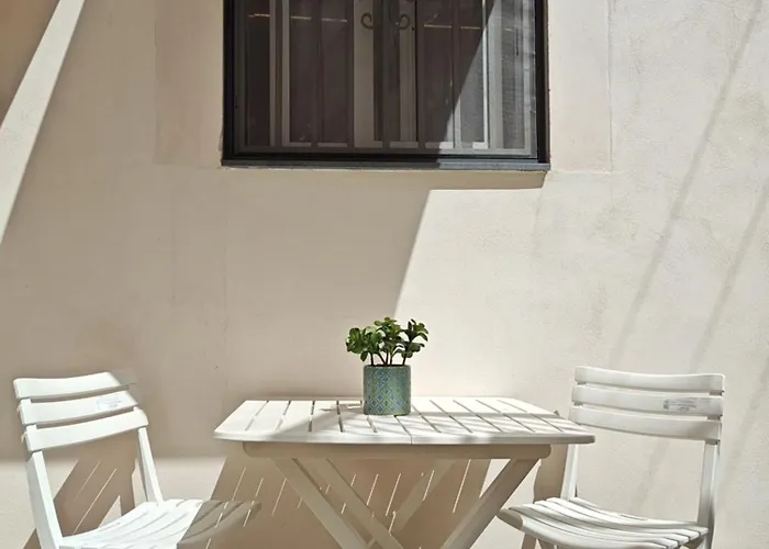 別荘 Dimora Genovesi *